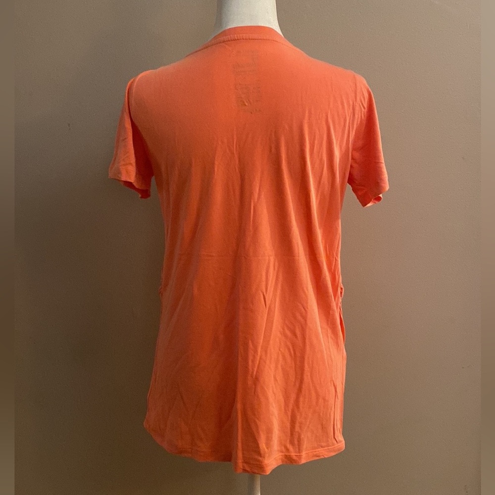 Gap Maternity V-neck Short Sleeve Pocket Tees - Set of 3 - Picture 6 of 12